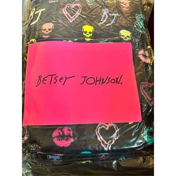 Betsey Johnson Black Blanket with Neon Accents - Picture 1 of 10